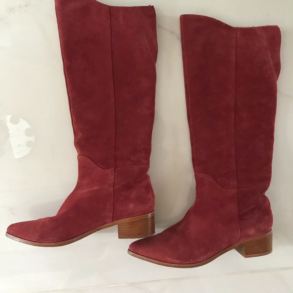 Joie Women suede boots, sz 37